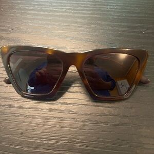 Illesteva Libson sunglasses